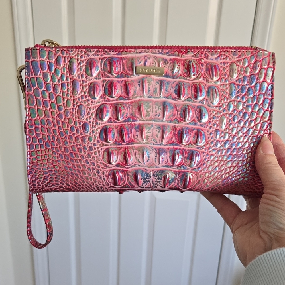 Brahmin Daisy Wristlet in Magenta Wonderland Melbourne Croc-Embossed Leather - Picture 7 of 16